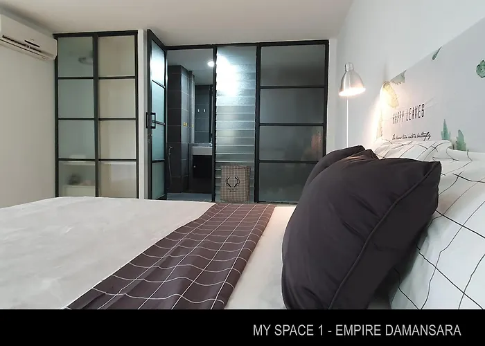 My Space - Empire Damansara Room With Netflix